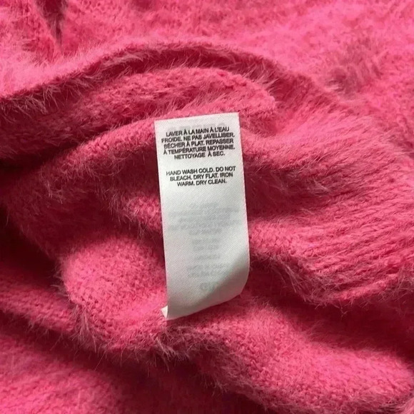 Garage | Fuzzy hot pink Barbie inspired cropped sweater - Picture 8 of 9